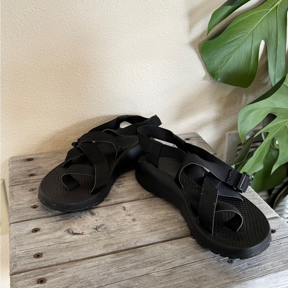 Chaco Women’s Z/2 Adjustable Strap Classic Sandal Sz 7 Black EUC - Picture 11 of 13